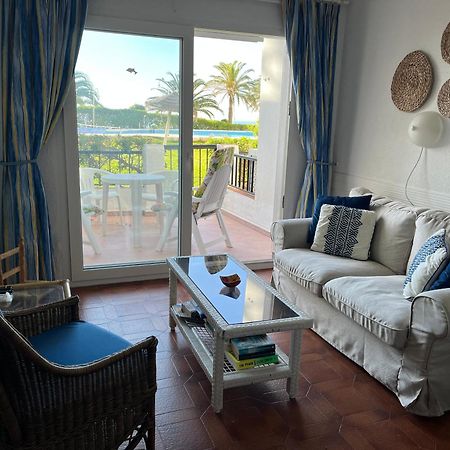 Sea & Pool View Garden Apartment Las Palmeras Нерха Экстерьер фото