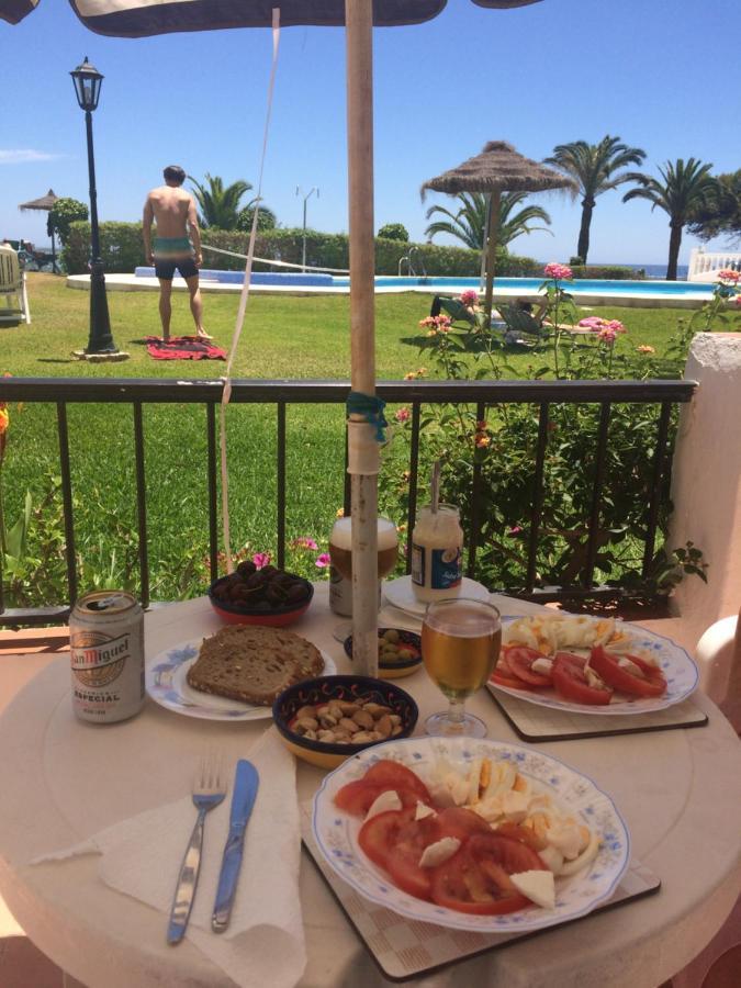 Sea & Pool View Garden Apartment Las Palmeras Нерха Экстерьер фото